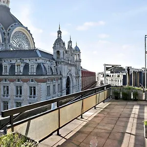 https://luxe-penthouse-rooftop-terrace-spectacular-view.brusselshotelsbook.com