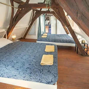 https://the-hendrik-house-in-old-town-antwerp.brusselshotelsbook.com