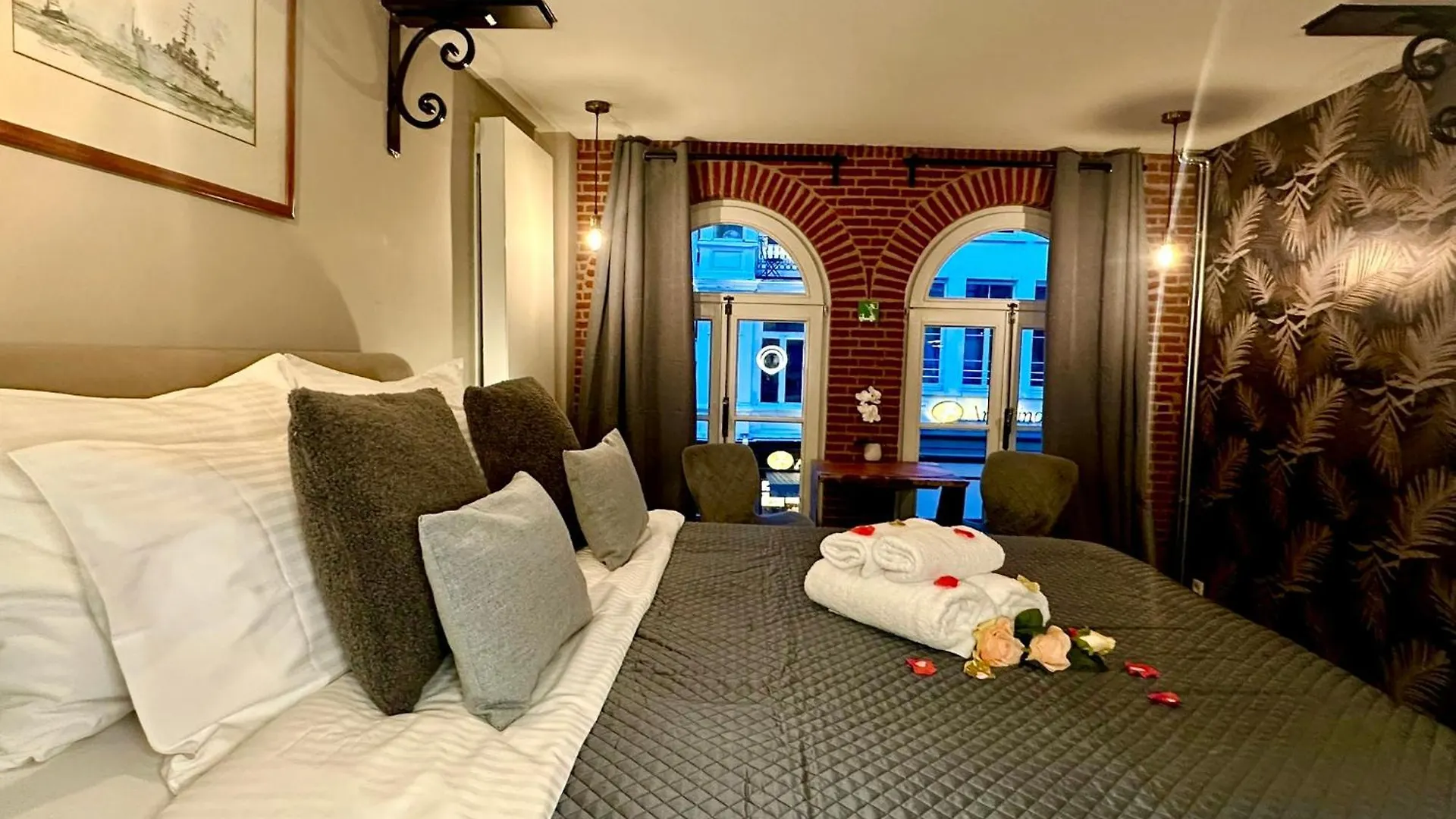 Luxury Suites Historic Center By Rikas Hotels Anversa Appartamento